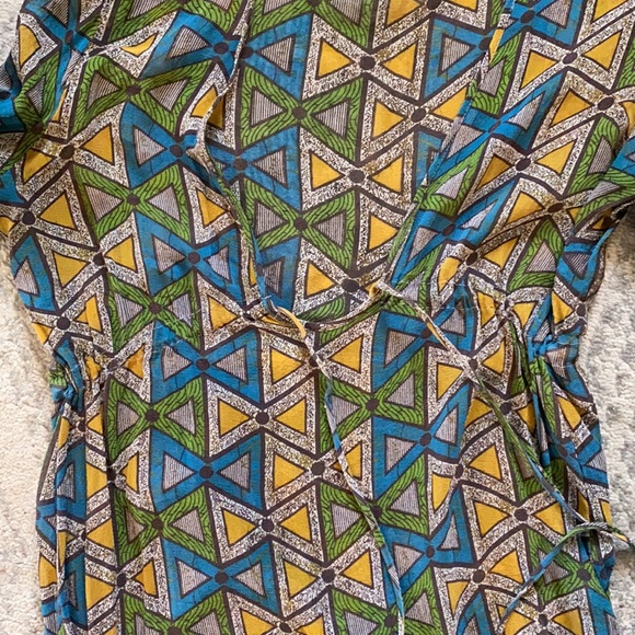 Triangle pattern top - Picture 3 of 7